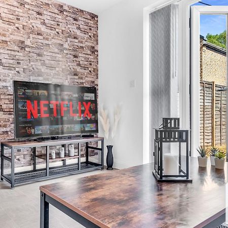 Beautiful 5 Bedroom Home In The City Centre With Gated Parking Birmingham Ngoại thất bức ảnh